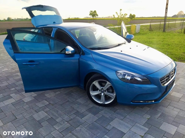 Volvo V40 D2 Kinetic - 24