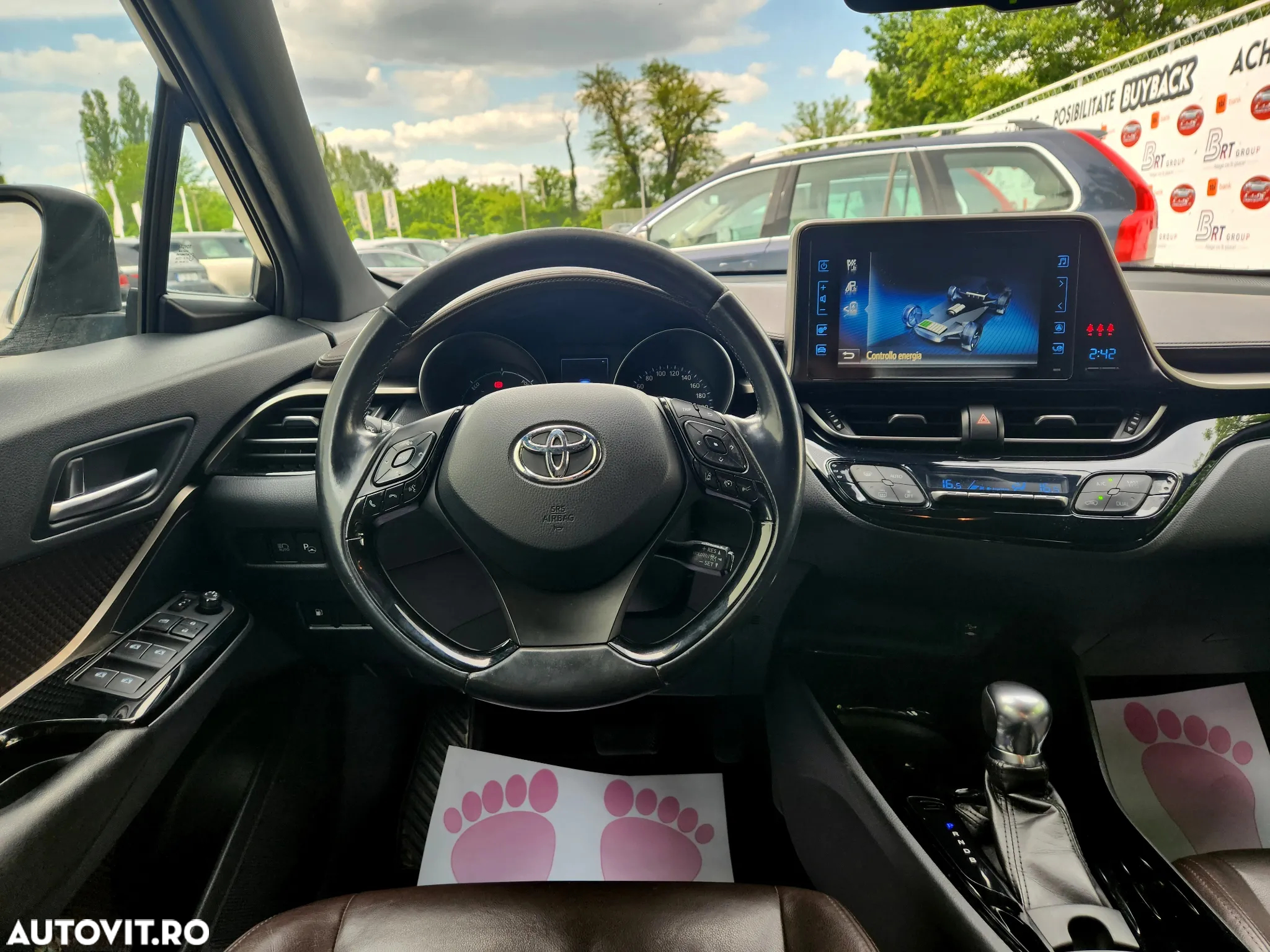 Toyota C-HR Hybrid Lounge - 10