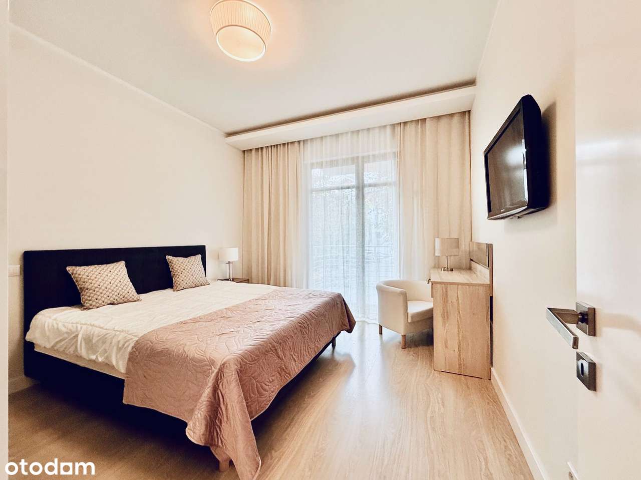 Super oferta! 4 pokoje, Neptun Park, plaża 50 m.-5