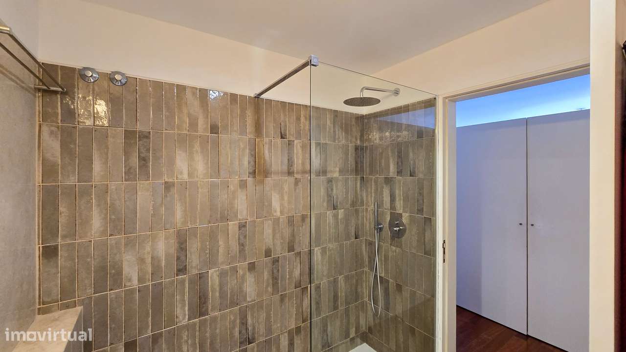 T3 remodelado na Rua do Godinho, Matosinhos com 153m²-6