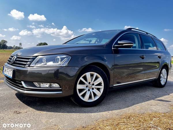 Volkswagen Passat Variant 2.0 TDI DSG BlueMotion Technology Comfortline - 2