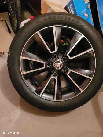 FELGI 17" Skoda Kamiq + PIRELLI 225/45 - 1