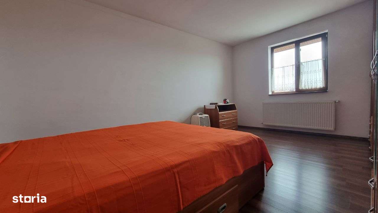 Casa de vanzare in zona Comuna Berceni / 1 Mai-11