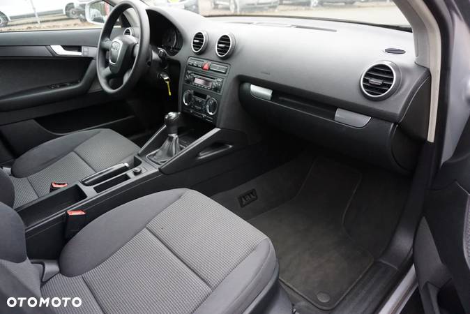 Audi A3 2.0 FSI Ambition - 15