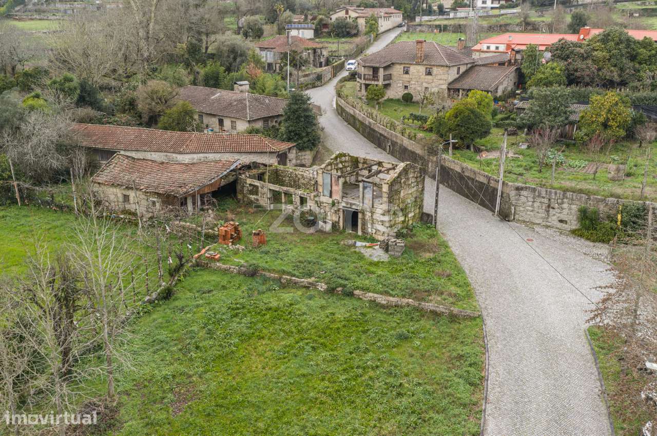 Ruína Em em Oliveira de S. Pedro com Projeto Aprovado-8