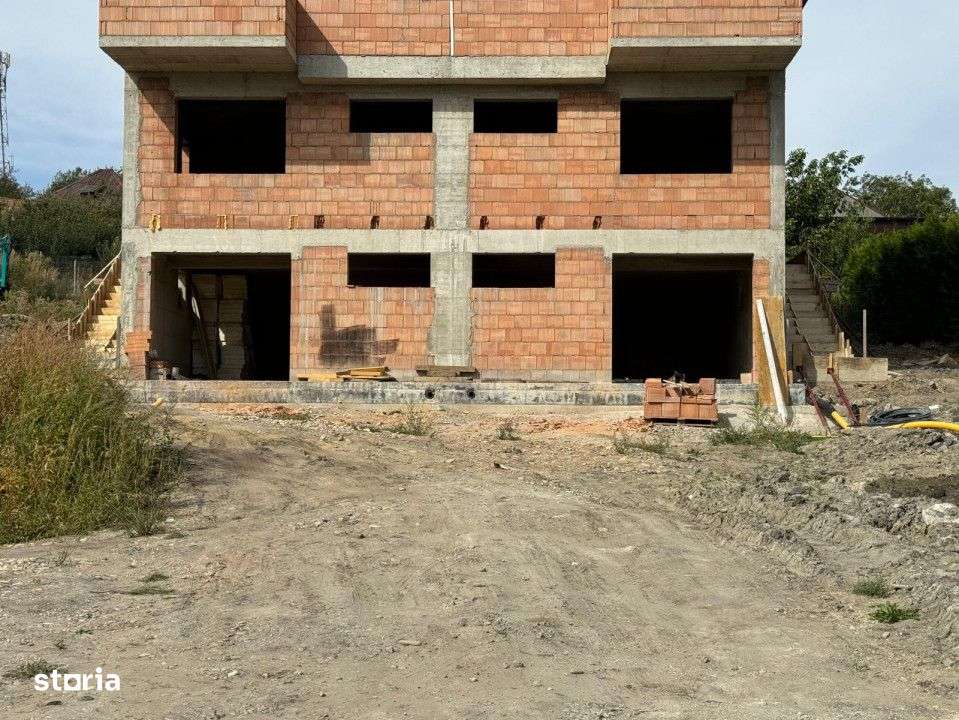 Duplex de vanzare, 170 mp utili, 500 mp teren, sat Feleacu - Imagine principală: 3/6