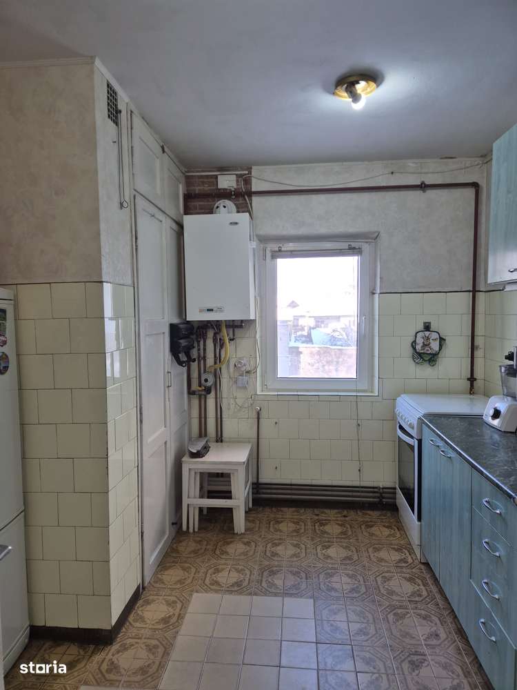 Apart.4 cam.,centr. proprie , zona B.Rosu , et.2 - Pret redus-1