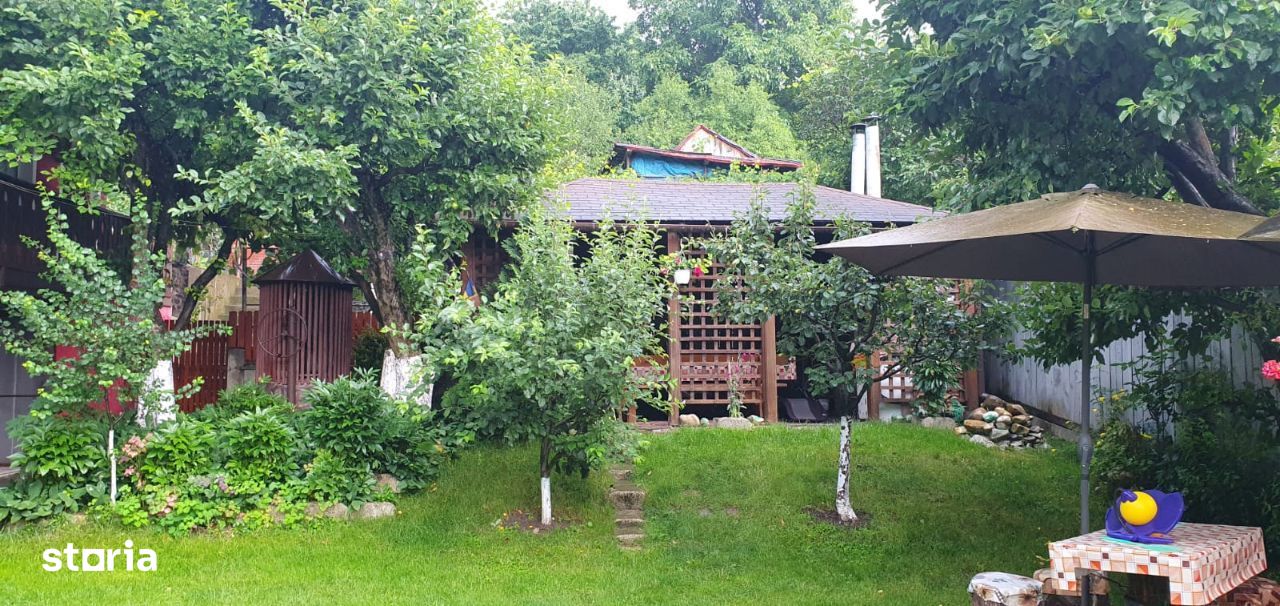 De vanzare casa in Bardesti, 12 arii teren,garaj, zona linistita. - Imagine principală: 1/16