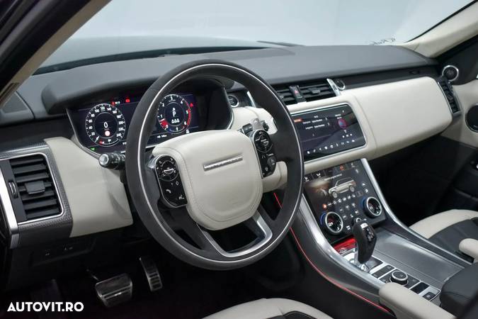 Land Rover Range Rover Sport 3.0 I6 D350 MHEV HST - 11