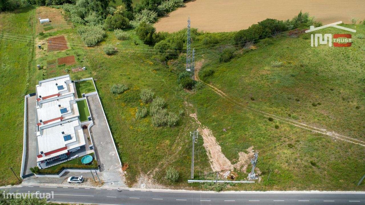 TERRENO URBANO COM AREA TOTAL DE 5.443,93 M2 COM PROJETO PARA 5 MOR... - Grande imagem: 3/17