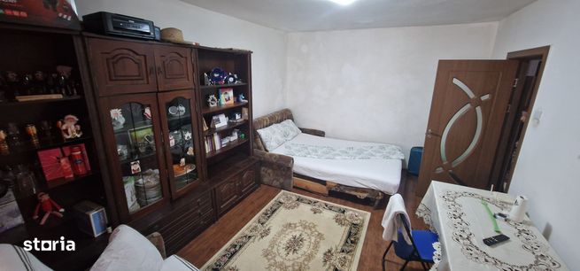 Zona Ciresica, 2 camere decomandate cu suprafata utila de 59 mp.-0
