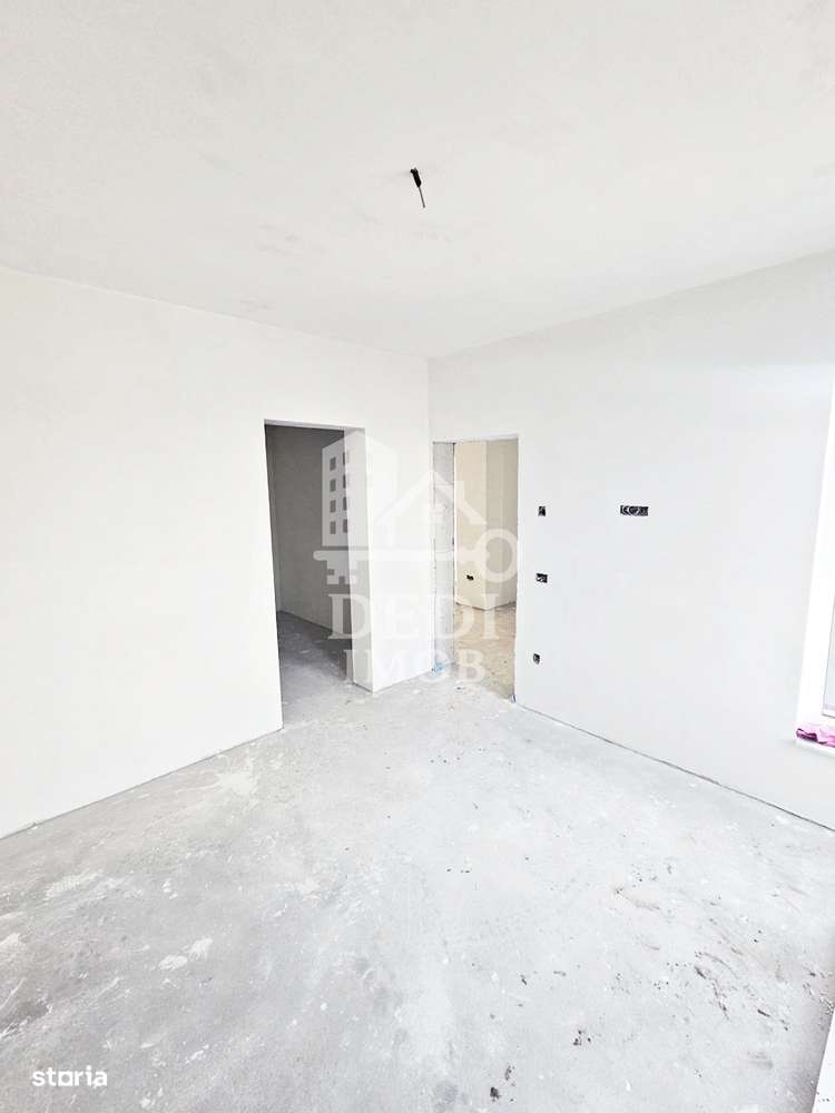 Casă de vânzare cu 4 camere in Santandrei, Bihor - Imagine principală: 4/7