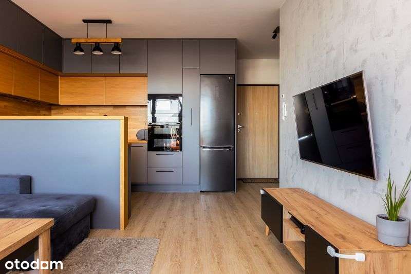 Trzy pokoje, 2 miejsca postojowe, taras, komórka l-7