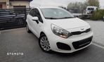 Kia Rio 1.4 L - 6