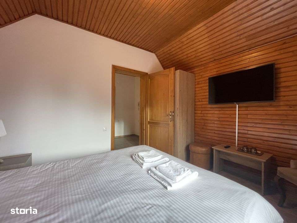 Casa spectaculoasa in Sinaia, cu facilitati de resort si panorama unic-12