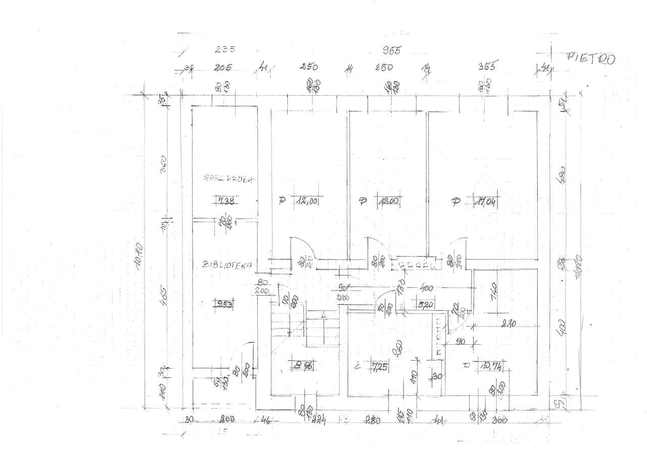 Dom i dodatkowy budynek mieszkalno-gospodarczy-12
