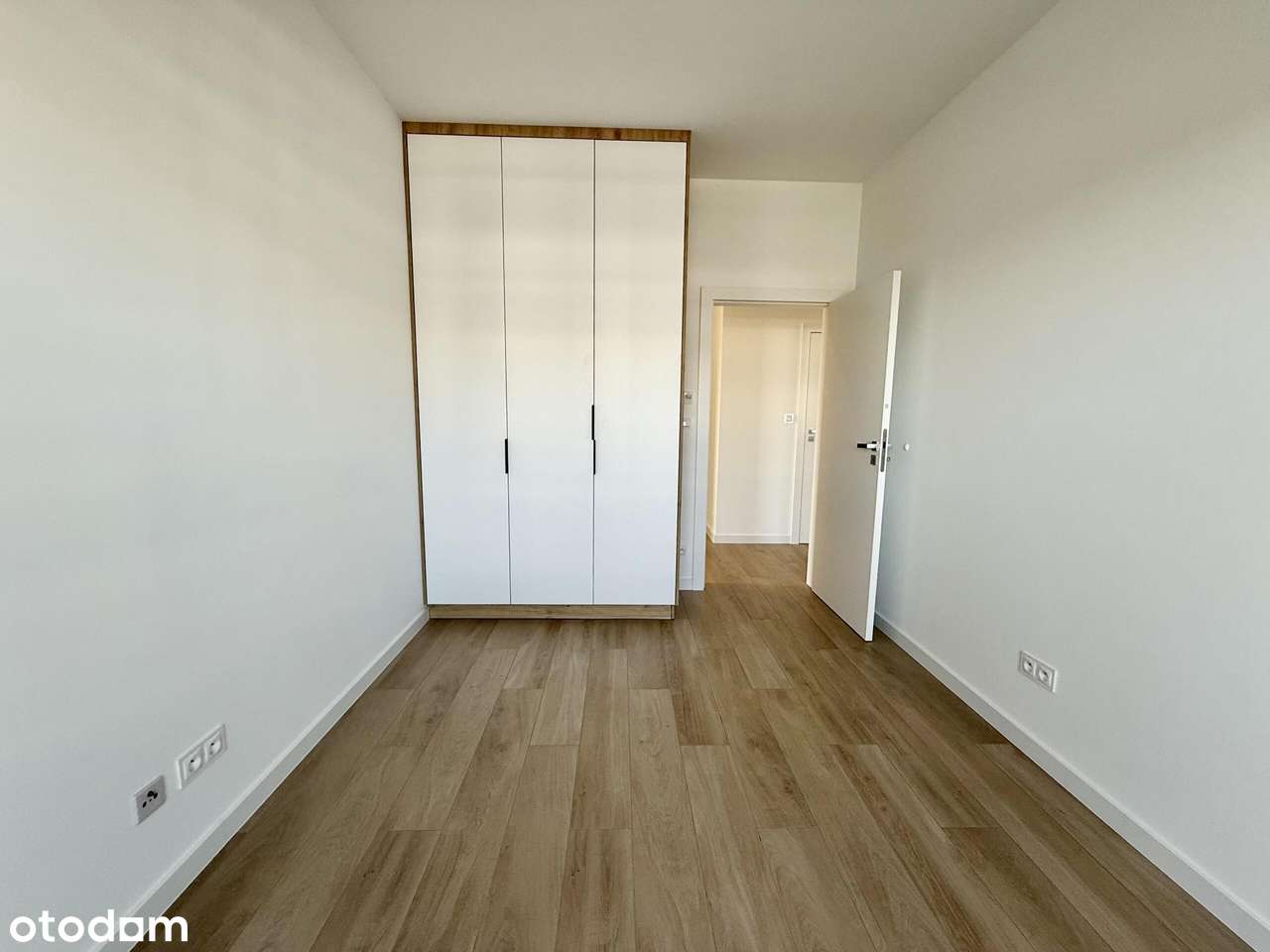 Duże, wykończone mieszkanie na sprzedaż-7