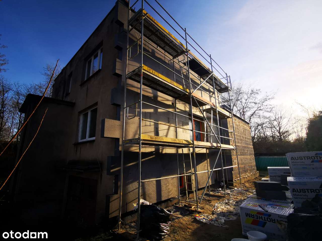 Żerniki | Dom Inwestycyjny | 9 pokoi, 4 łazienki | Dochód od zaraz-1