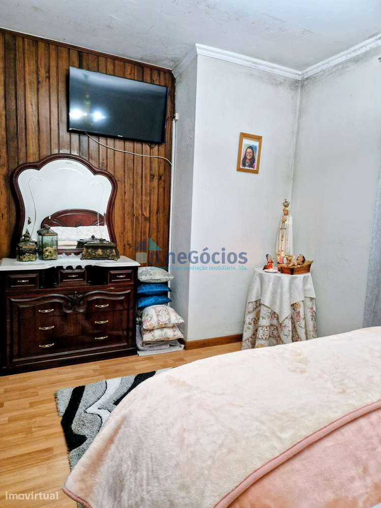 Moradia térrea - Bom estado de conservação-17