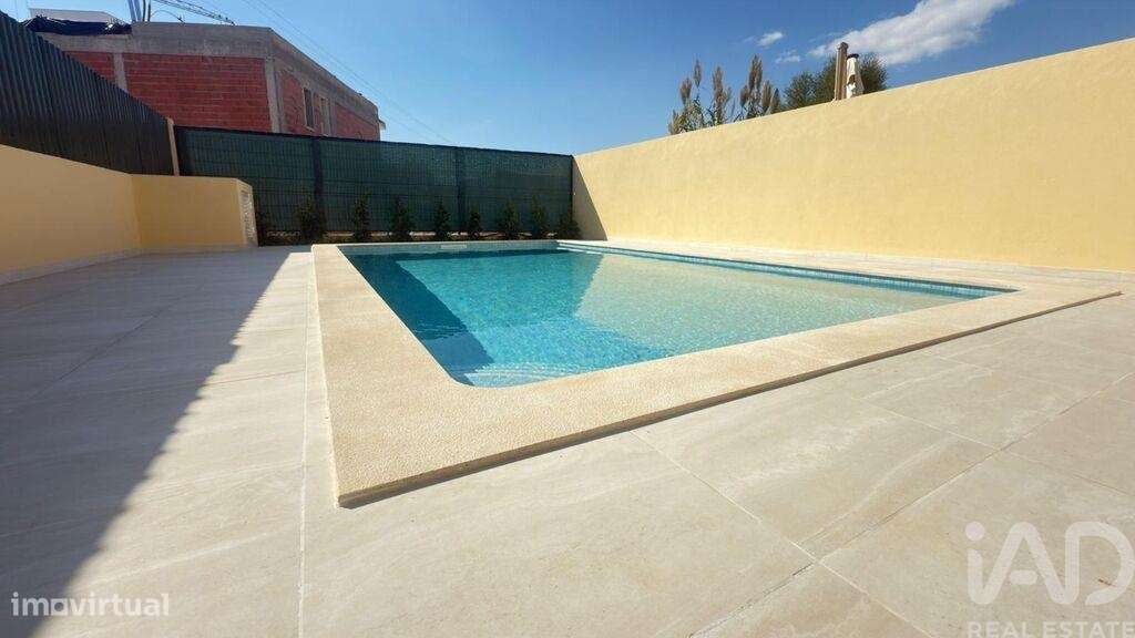 Casa Villa T3 Em Almancil De 166 00 M2