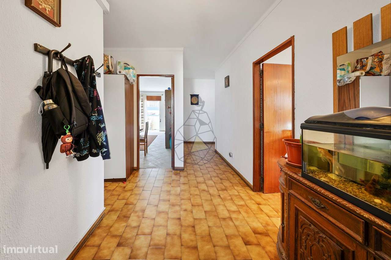 Oportunidade de Investimento Exclusiva na Av. 25 de Abril - Grande imagem: 4/42