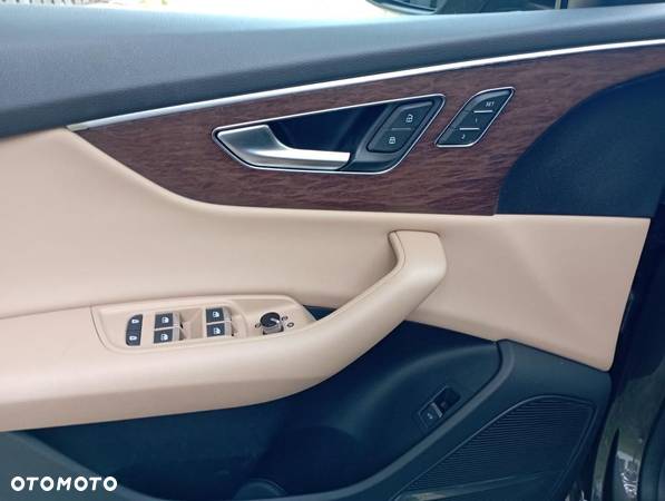 Audi Q8 55 TFSI quattro tiptronic - 19