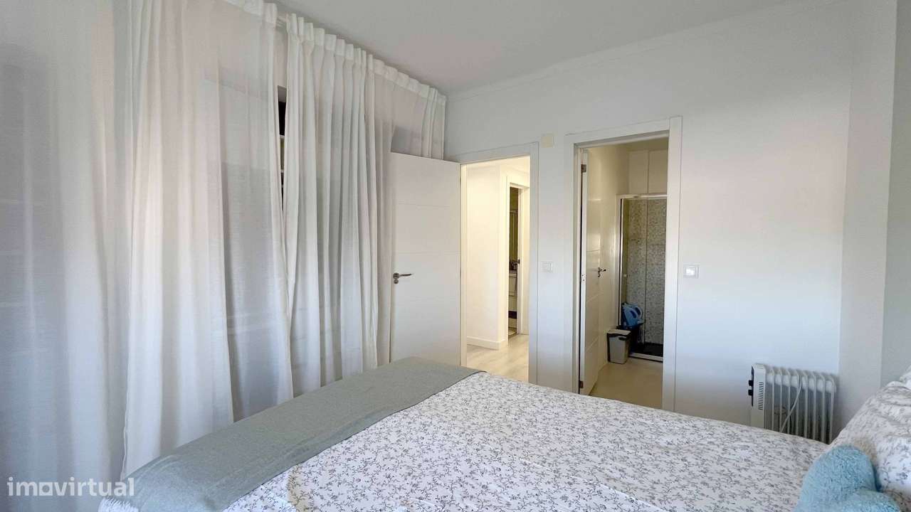 Apartamento T3 localizado em São Marcos, Lisboa-12
