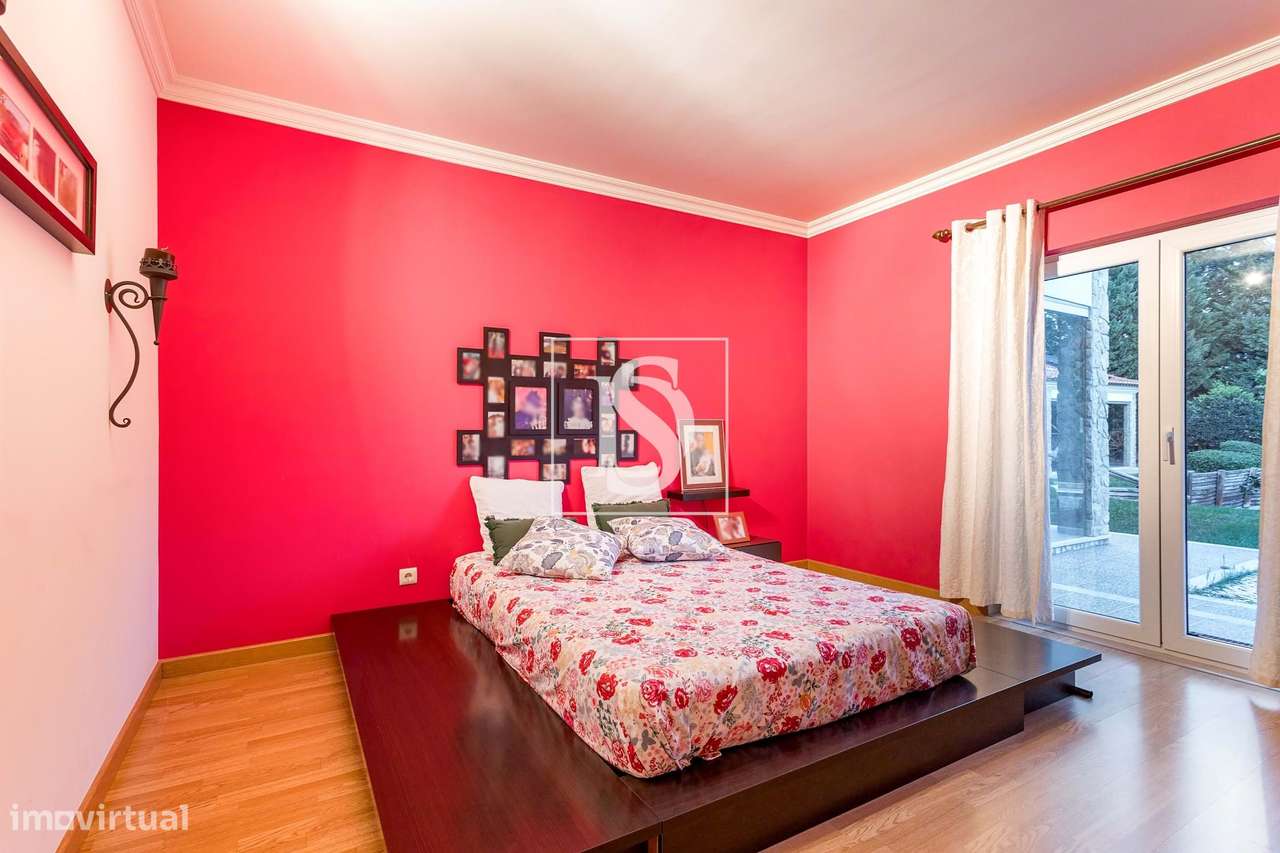 Quinta de Charme em Palmela com Moradia T6, Piscina e Vinha-12