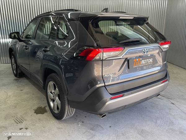 Toyota RAV4 2.5 HDF Comfort - 4