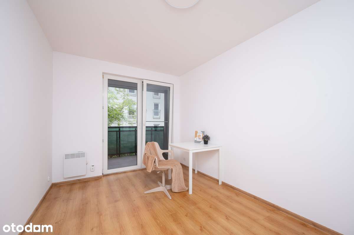 Przestronne 3 pokojowe mieszkanie na sprzedaż-11