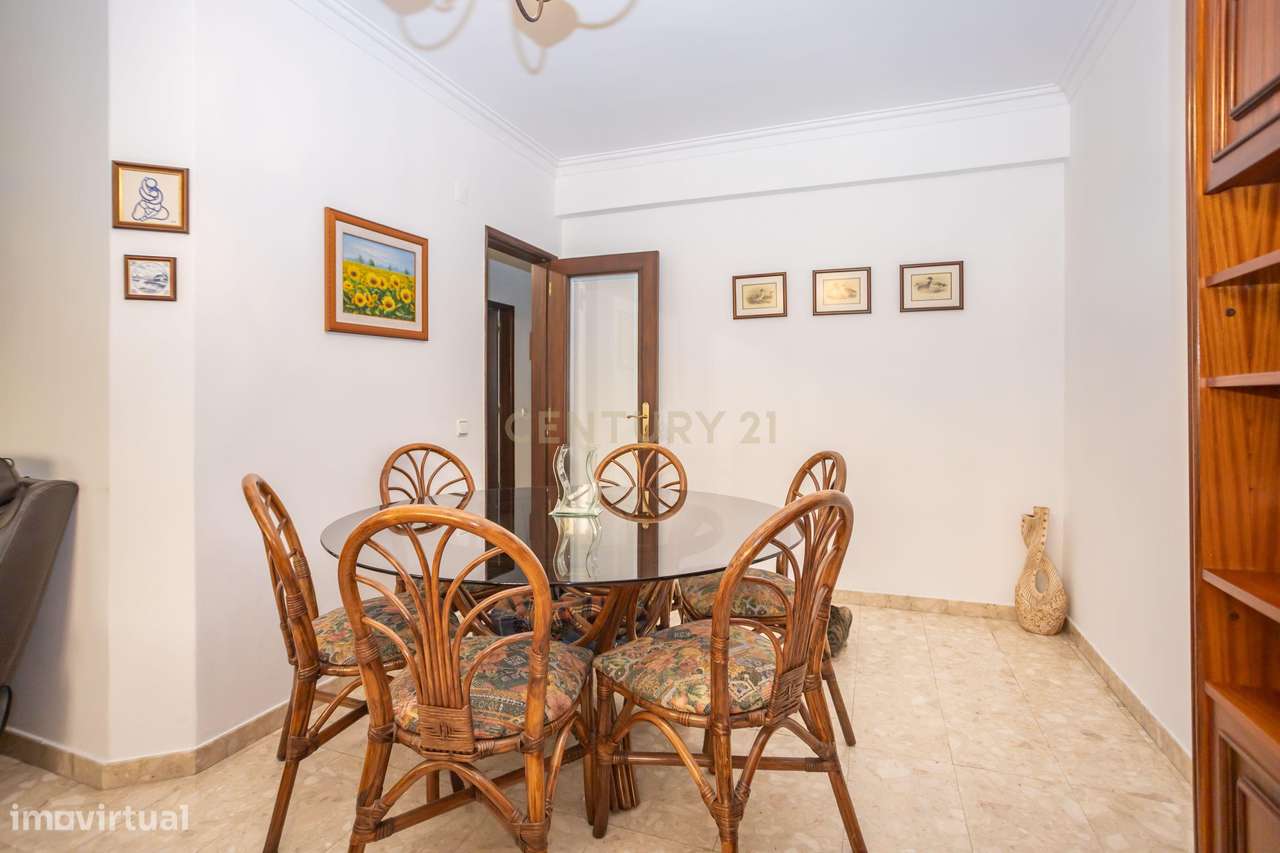 T5 Duplex Amora Seixal, Grandes Áreas, Exposição Solar, Localização, F - Grande imagem: 4/32