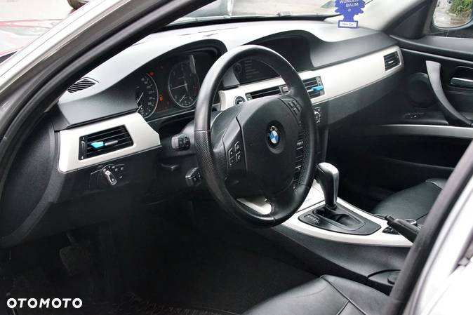 BMW Seria 3 - 18