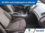 Opel Insignia - 10