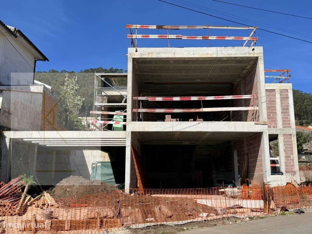 Moradias Exclusivas em Construção - Zona da Abelheira - Meadela/Via...-34