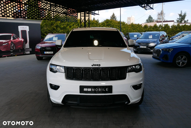 Jeep Grand Cherokee - 3