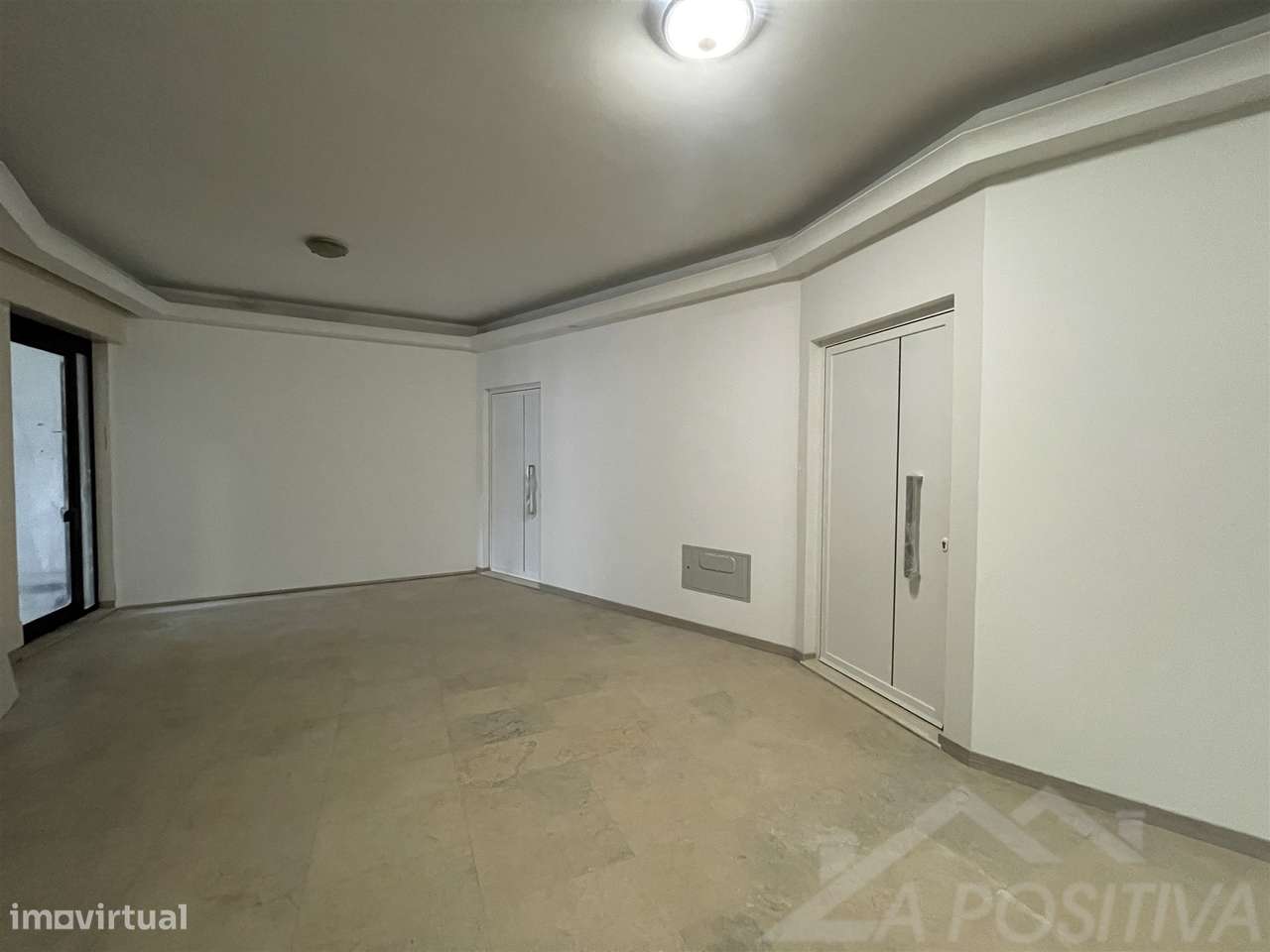 Apartamento T1+1 Venda em São João da Madeira,São João da Madeira-26