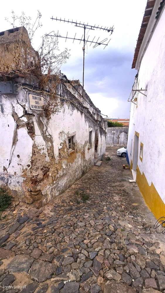 Oportunidade em Montemor-o-Novo, Casa para Recuperação em Montemor o N - Grande imagem: 5/24
