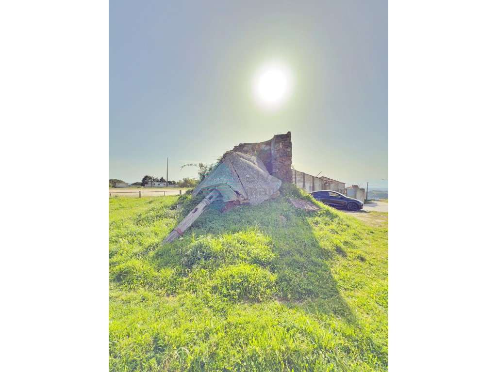 Terreno urbano com a melhor vista sobre a cidade de Torres Vedras-10