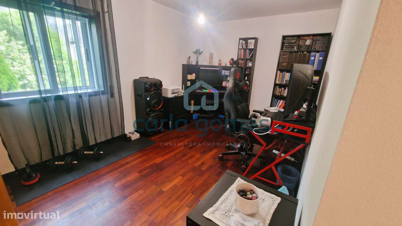 APARTAMENTO T3 C/ SUÍTE LUGAR DE GARAGEM | BAGUIM DO MONTE - RIO TINTO-20
