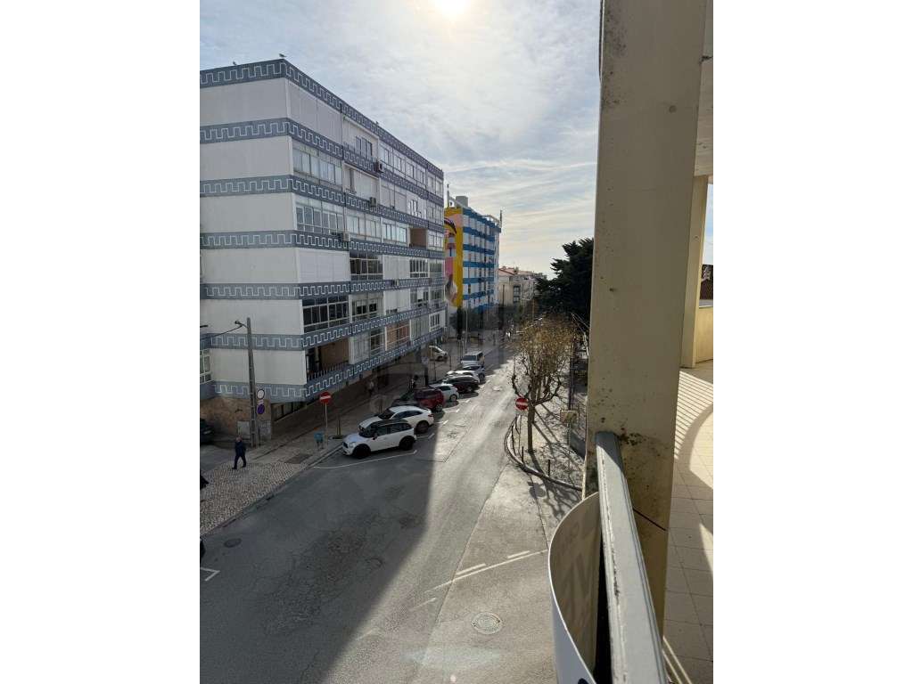 Apartamento T2 no Centro de Sesimbra-13