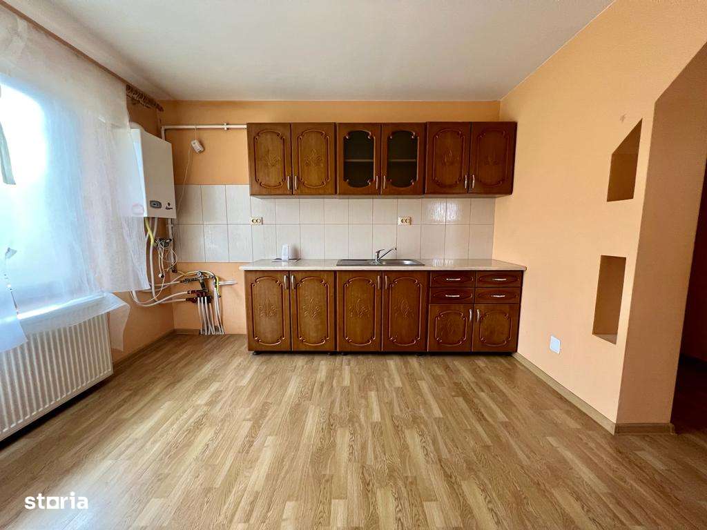 Apartament cu o camera 40mp -bloc nou zona Sarmas finisat mobilat - Imagine principală: 2/9