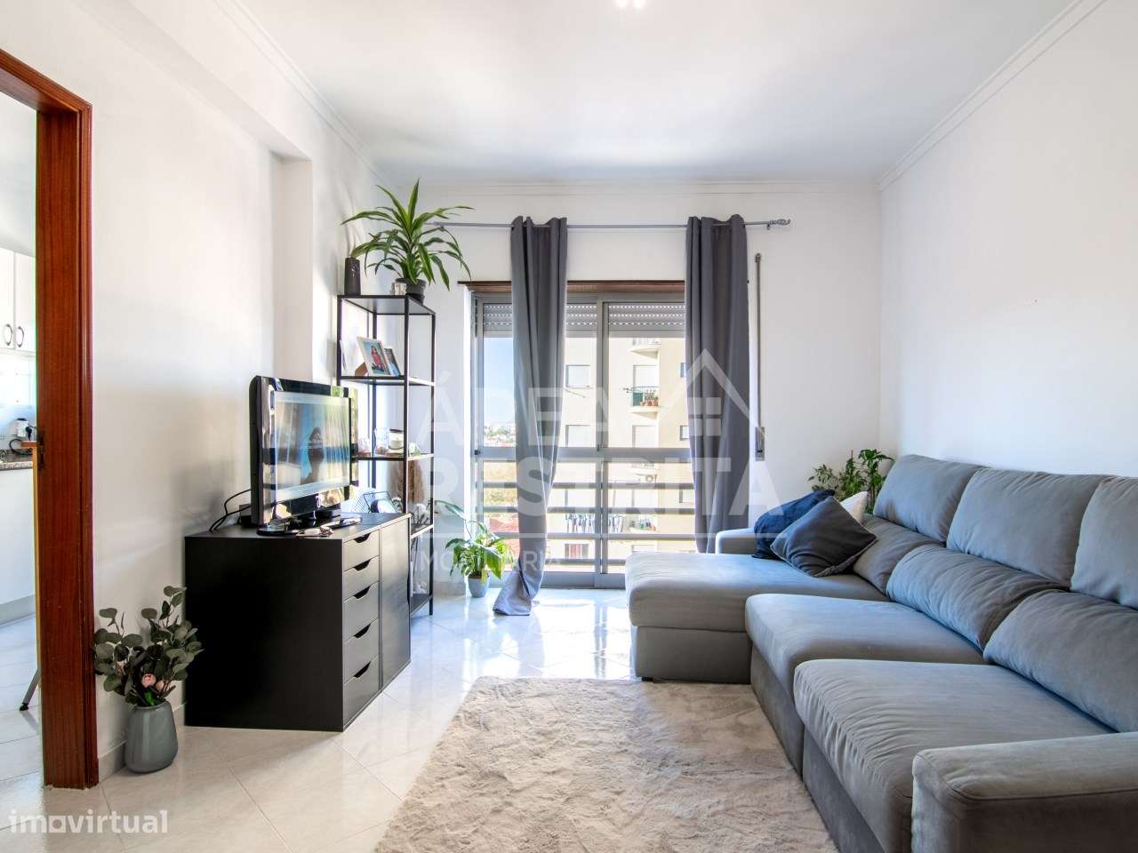 Apartamento T2, prédio com elevador-4