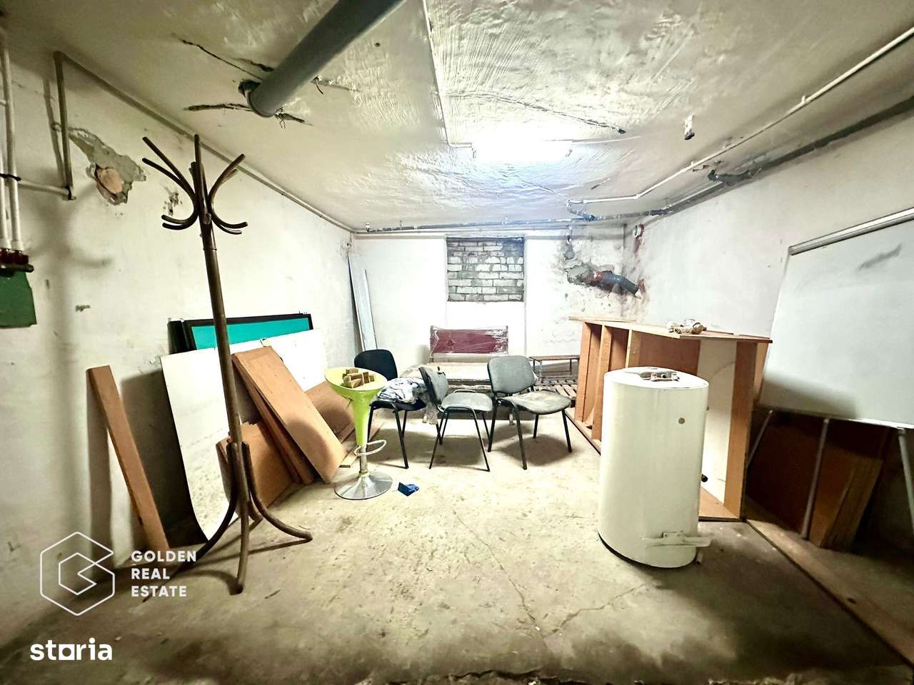 Boxa 67 mp utili, în zona Podgoria - Imagine principală: 4/6