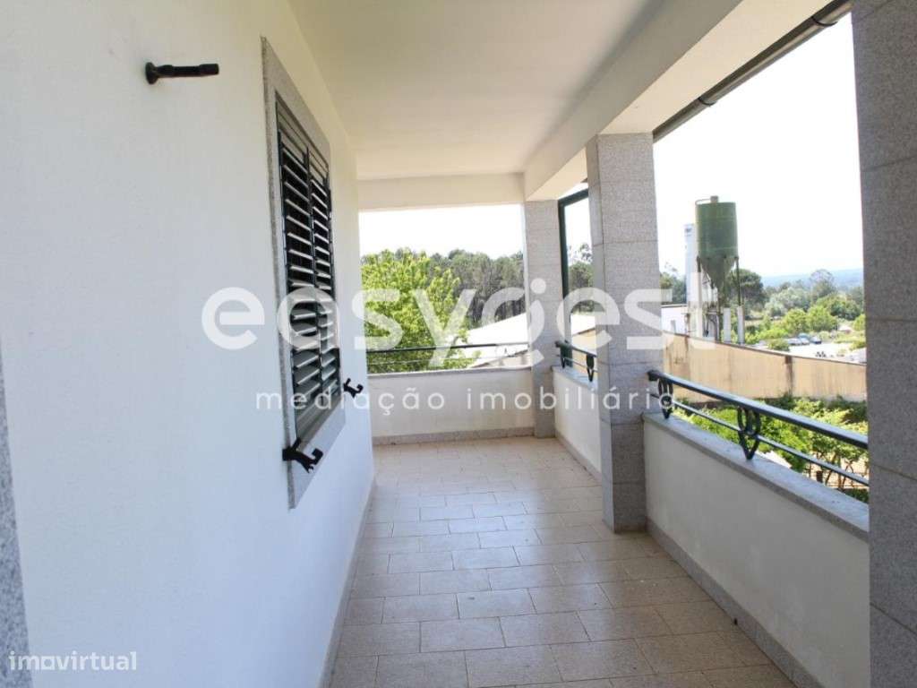 Moradia isolada V6 - Oliveira de Barreiros - Grande imagem: 2/14