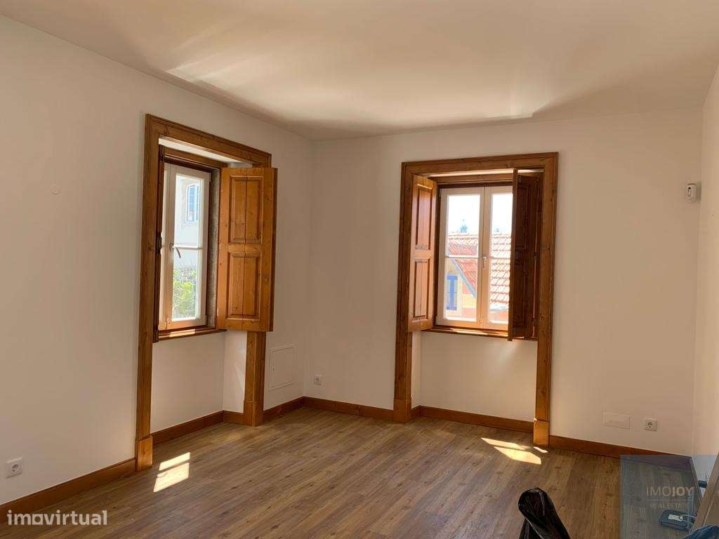 Apartamento T2 recuperado na Baía de Cascais - Grande imagem: 4/28