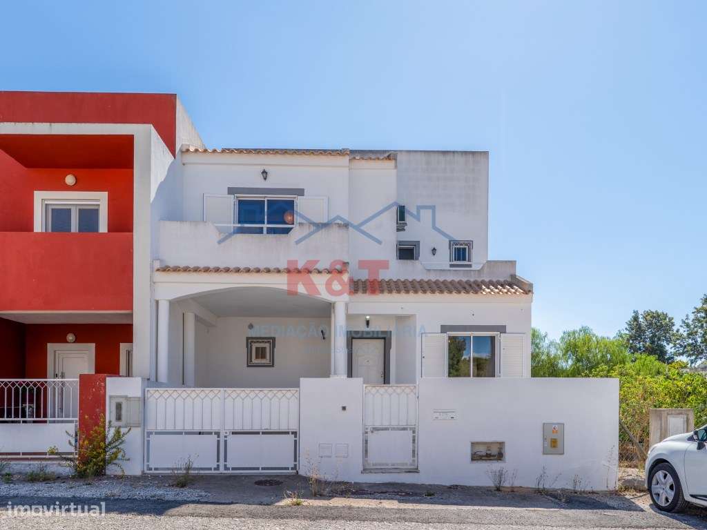 Moradia T3+1 Bemposta-27