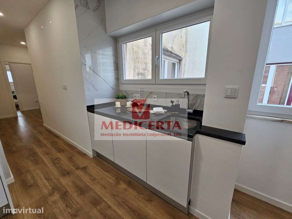 Benfica - Portas Benfica T3 Remodelado/Equipado/Mobilado-8