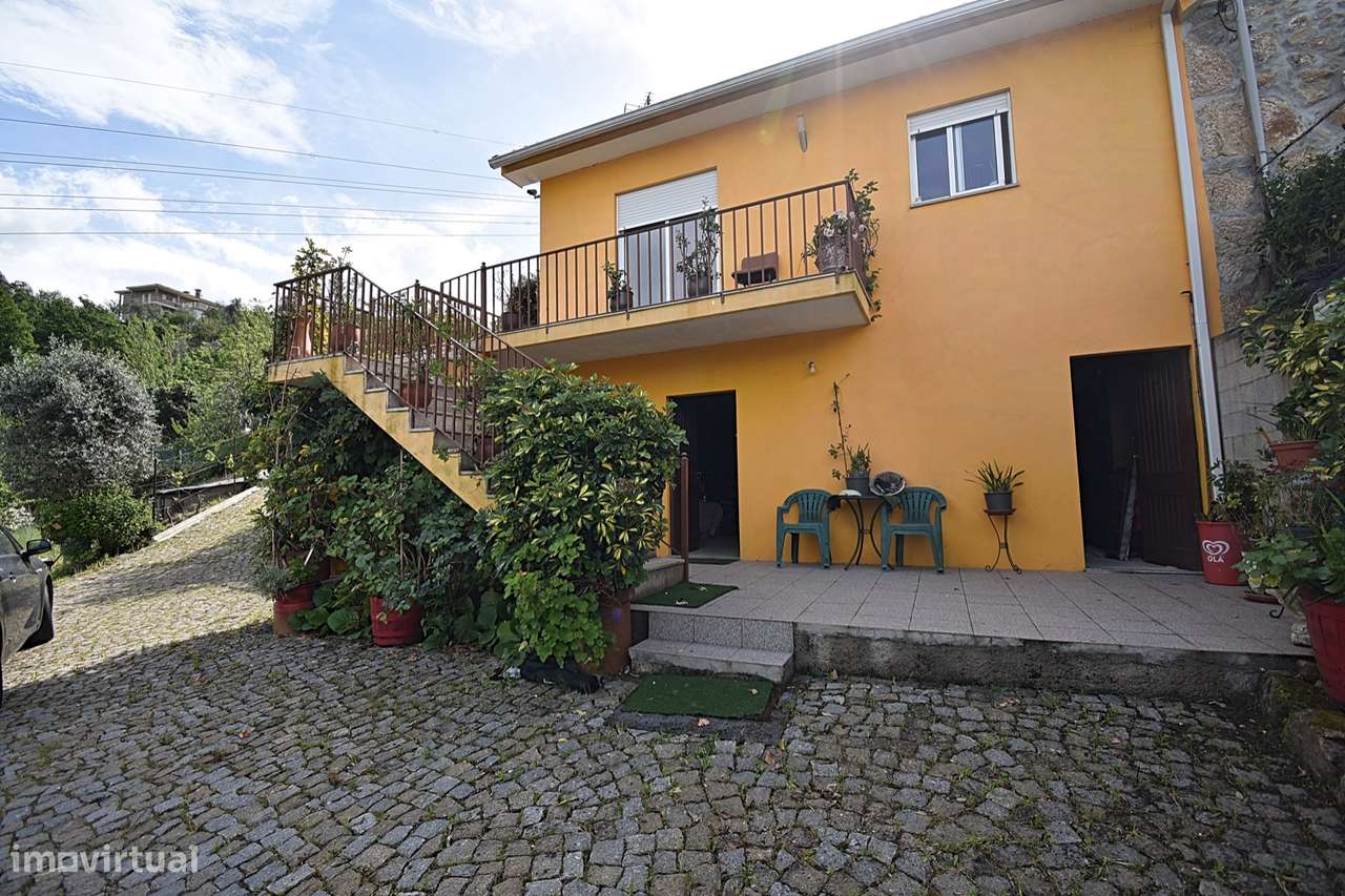 Moradia T2 - S. Cristavão de Nogueira, Viseu-0