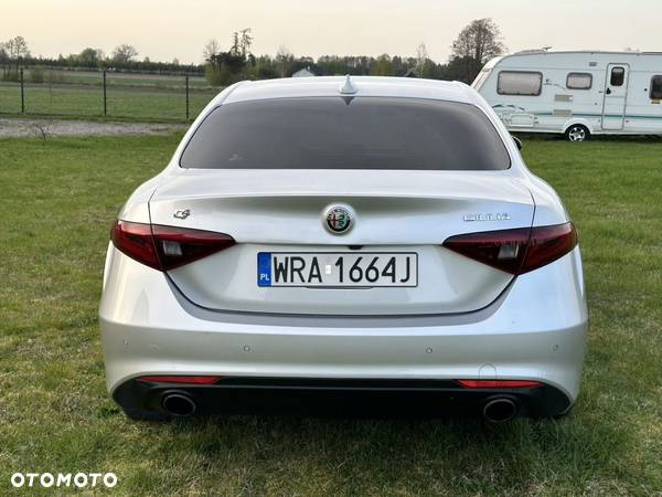 Alfa Romeo Giulia 2.0 Turbo 16V AT8-Q4 Sprint - 14