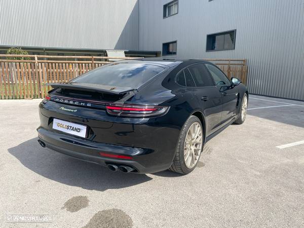 Porsche Panamera 4 E-Hybrid 10 Years Edition - 28